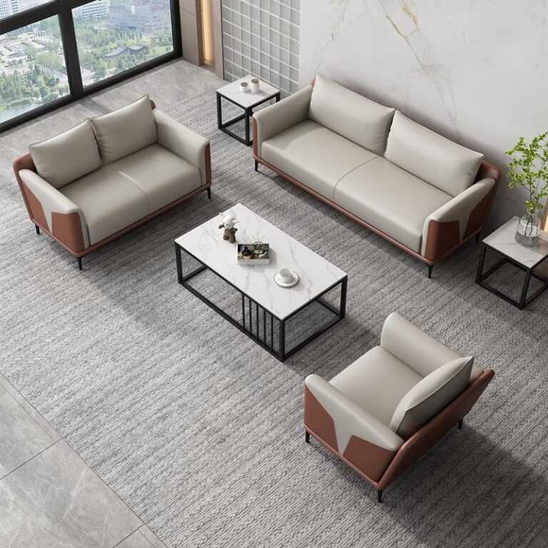 Sofa da có dễ bị bẩn, khó vệ sinh không