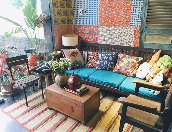 Màu sắc ghế sofa và gối tựa lưng phù hợp phong cách vintage