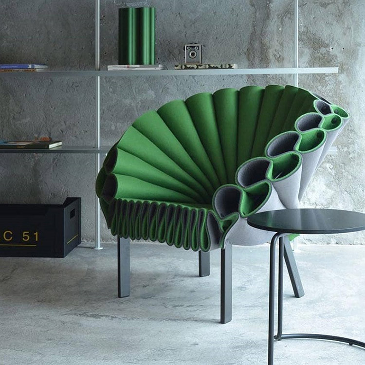 Peacock chair chim công nghệ thuật cho studio HT579