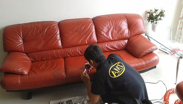 Xử lý sofa da PU bị tróc